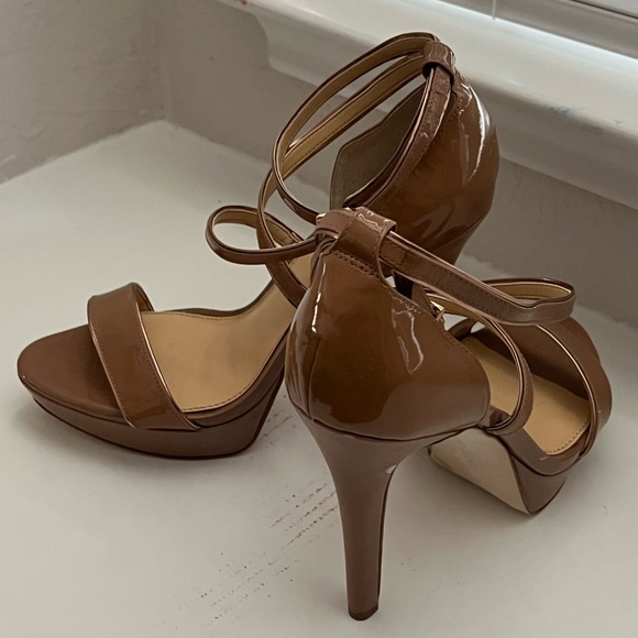 Gianni Bini heel - Picture 3 of 4
